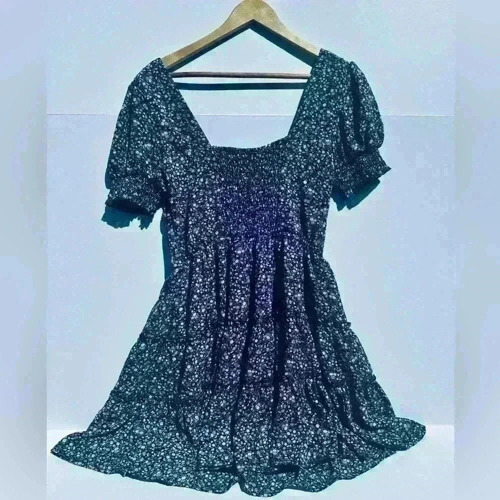 ROW A: FLORAL SUMMER DRESS 💐 - Picture 4 of 6